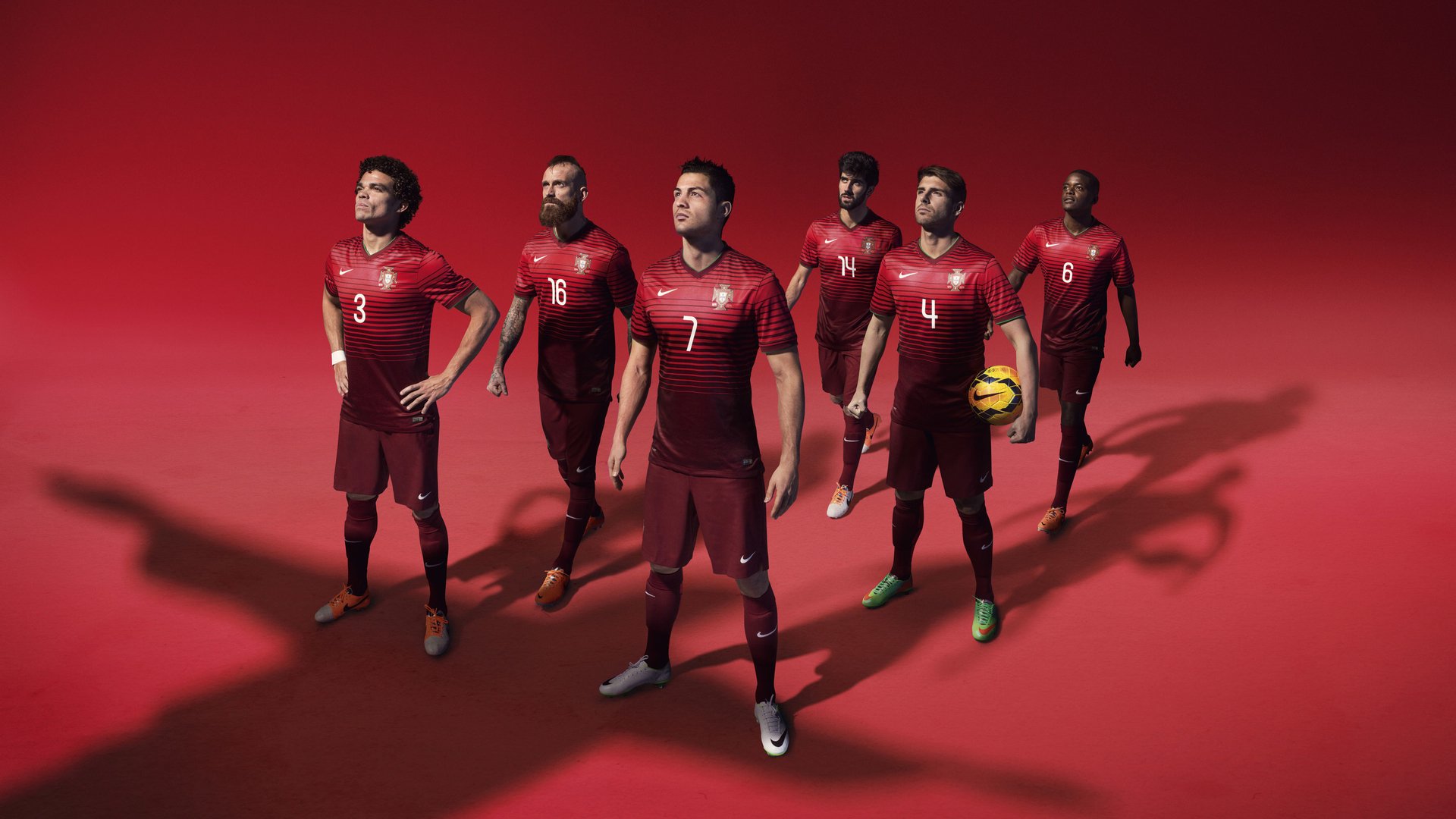 爱游戏体育（AYX）官方APP下载-中国足球未来取决于青少年参与率与培养质量，中国足球的未来在孩子